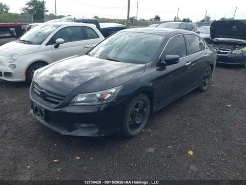 2015 Honda Accord Sport VIN 1HGCR2F50FA802649 фото 2