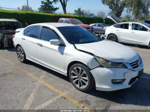 1HGCR2F52FA135809 — 2015 Honda Accord Sport, Передняя часть (Front & Rear), фото до ремонта