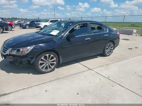 2015 Honda Accord Sport VIN 1HGCR2F57FA228471 фото 2