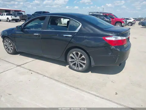2015 Honda Accord Sport VIN 1HGCR2F57FA228471 фото 3