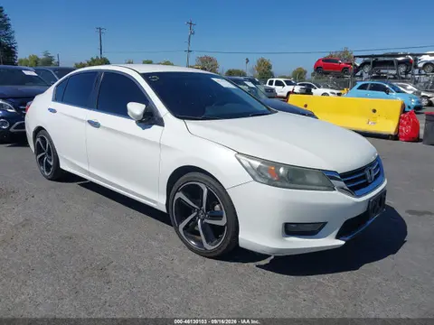 1HGCR2F55FA160722 — 2015 Honda Accord Sport, Задняя часть (Rear), фото до ремонта