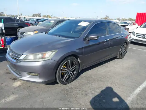2015 Honda Accord Sport VIN 1HGCR2E57FA217116 фото 2