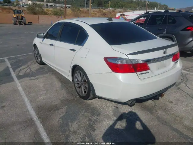 1HGCR2F57FA128239 — 2015 Honda Accord Sport, фото 3 с аукциона IAAI 14.10.2026, Передняя часть справа