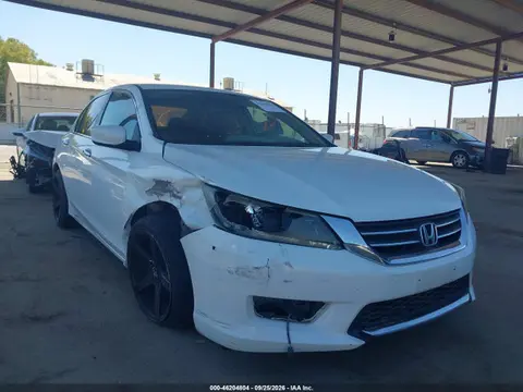 1HGCR2F50FA099439 — 2015 Honda Accord Sport, Передняя часть справа (Right Front), фото до ремонта