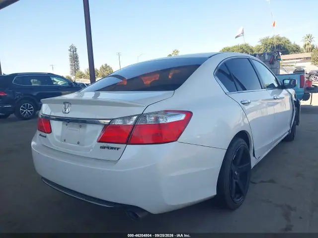 2015 Honda Accord Sport VIN 1HGCR2F50FA099439 фото 4