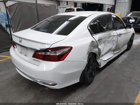 2016 Honda Accord Sport VIN 1HGCR2F68GA087355 фото 4