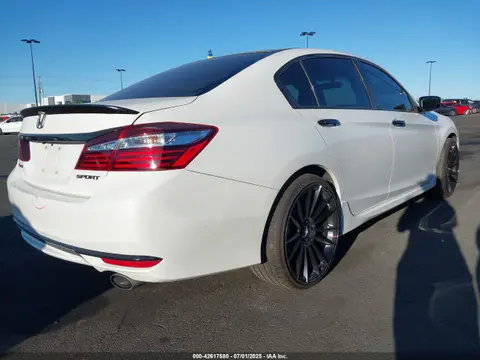 2017 Honda Accord Sport VIN 1HGCR2F53HA147986 фото 4