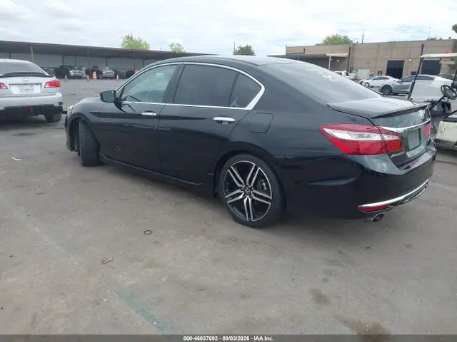 1HGCR2F52HA215548 — 2017 Honda Accord Sport, фото 3 с аукциона IAAI 14.10.2026, Передняя часть слева