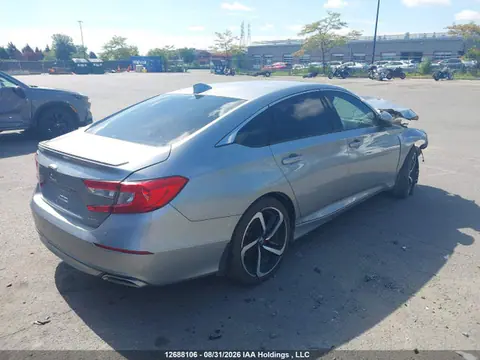 2018 Honda Accord Sport VIN 1HGCV1F31JA807565 фото 4