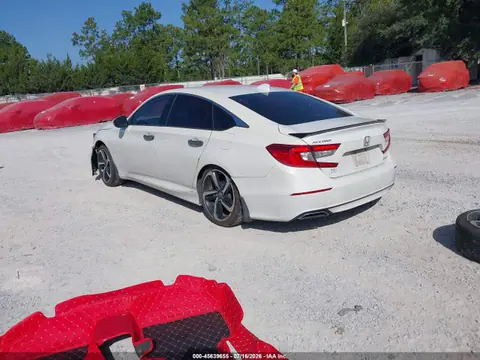 2018 Honda Accord Sport VIN 1HGCV1F33JA209106 фото 3