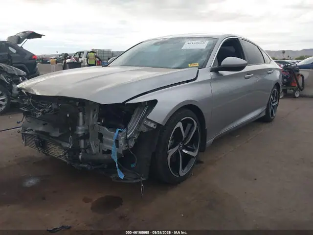 2018 Honda Accord Sport VIN 1HGCV1F36JA260860 фото 2
