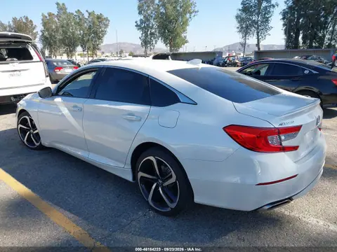 2018 Honda Accord Sport VIN 1HGCV1F36JA184492 фото 3