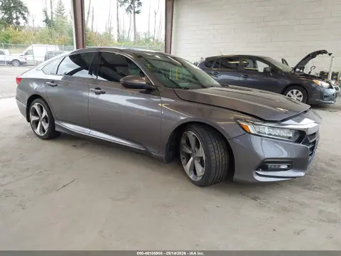 1HGCV2F92JA051190 — 2018 Honda Accord Touring 2.0T, Передняя часть (Front End), фото до ремонта