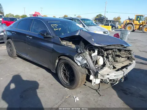 1HGCV2F91KA027223 — 2019 Honda Accord Touring 2.0T, Передняя часть (Front End), фото до ремонта