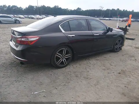 2017 Honda Accord Touring V6 VIN 1HGCR3F96HA045283 фото 4