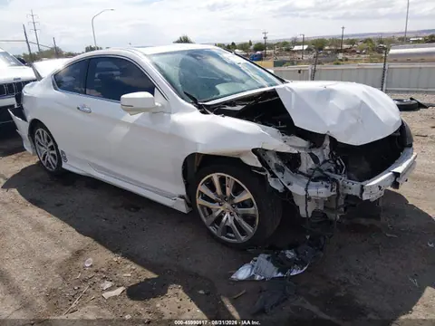 1HGCT2B00HA001525 — 2017 Honda Accord Touring V6, Передняя часть (Front & Rear), фото до ремонта