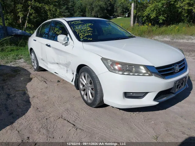2015 Honda Accord Touring VIN 1HGCR3F99FA801668 фото 1