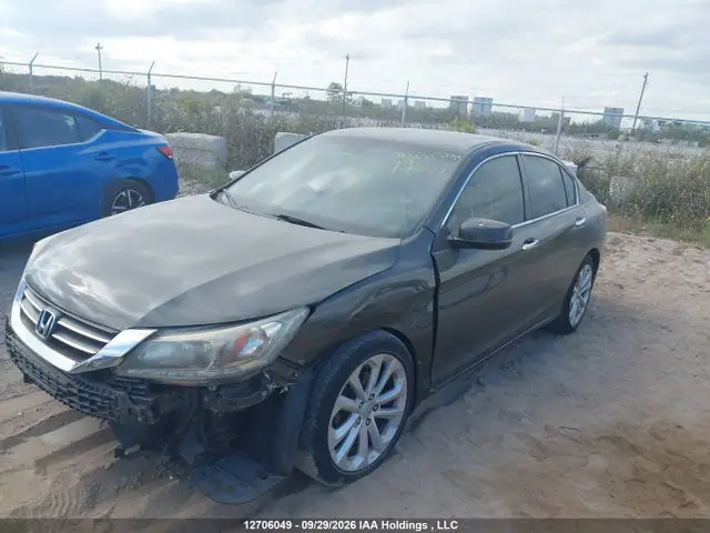 1HGCR2F94FA802530 — 2015 Honda Accord Touring, фото 2 с аукциона IAAI 14.10.2026, Передняя часть