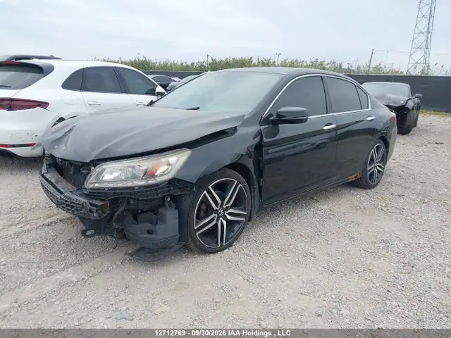 2015 Honda Accord Touring VIN 1HGCR2F96FA810743 фото 2