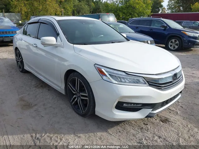 2016 Honda Accord Touring VIN 1HGCR2F03GA807477 фото 1