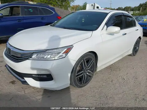 2016 Honda Accord Touring VIN 1HGCR2F03GA807477 фото 2