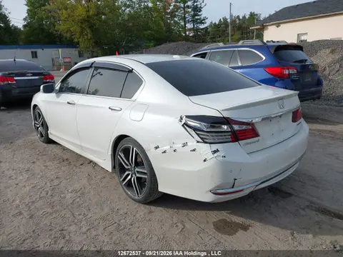 2016 Honda Accord Touring VIN 1HGCR2F03GA807477 фото 3