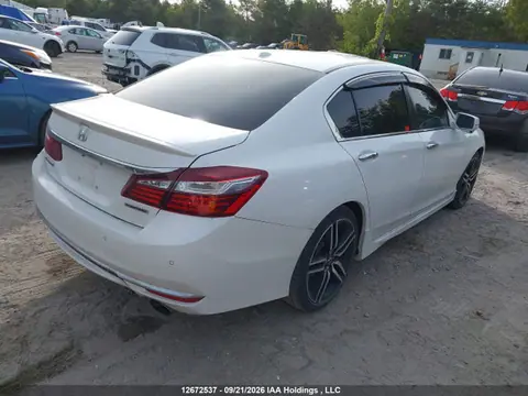 2016 Honda Accord Touring VIN 1HGCR2F03GA807477 фото 4