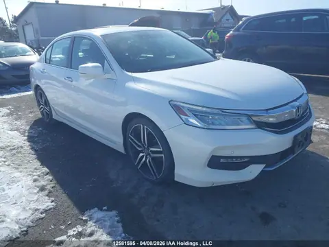1HGCR2F02HA811893 — 2017 Honda Accord Touring, Задняя часть (Rear), фото до ремонта