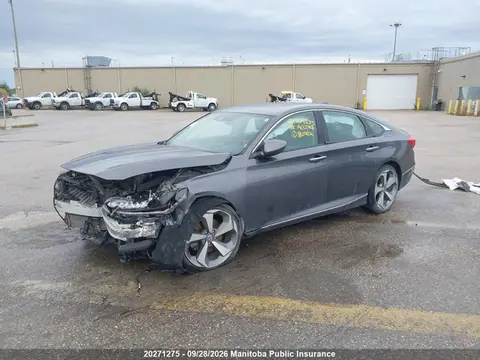 2018 Honda Accord Touring VIN 1HGCV1F9XJA810212 фото 2