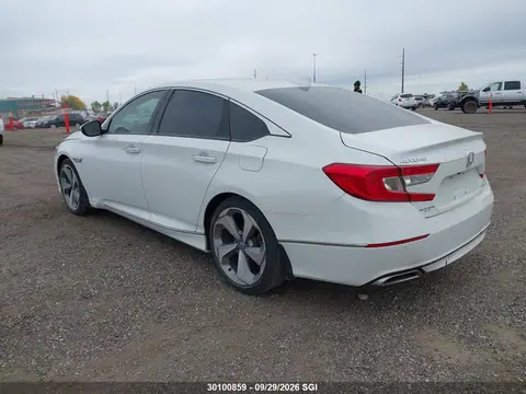 2018 Honda Accord Touring VIN 1HGCV1F96JA802205 фото 3