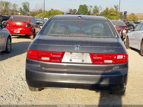 1HGCM66505A078661 — 2005 Honda Accord, Повреждение крыши, фото до ремонта