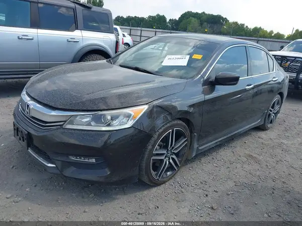 1HGCR2F57GA119705 — 2016 Honda Accord, фото 2 с аукциона IAAI 14.10.2026, Правый бок