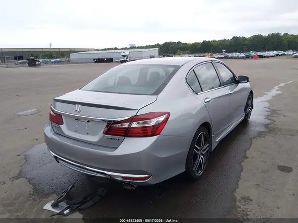 1HGCR2F53GA108572 — 2016 Honda Accord, фото 4 с аукциона IAAI 13.10.2026, Передняя часть