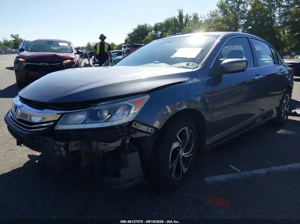 1HGCR2F36GA146571 — 2016 Honda Accord, фото 2 с аукциона IAAI 13.10.2026, Передняя часть