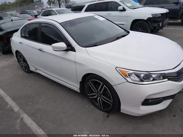 1HGCR2F53GA240893 — 2016 Honda Accord, Задняя часть слева (Left Rear), фото до ремонта