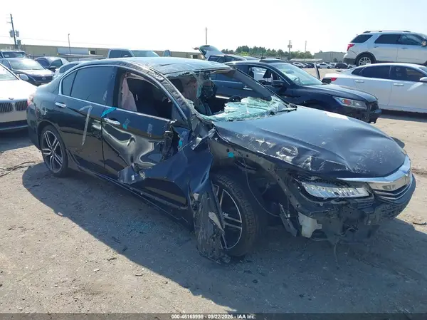 1HGCR3F92GA017267 — 2016 Honda Accord, Опрокидывание (Rollover), фото до ремонта