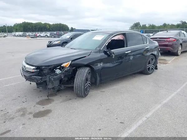 1HGCR3F83GA015647 — 2016 Honda Accord, фото 2 с аукциона IAAI, LEFT & RIGHT SIDE