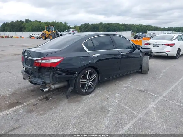 1HGCR3F83GA015647 — 2016 Honda Accord, фото 4 с аукциона IAAI, LEFT & RIGHT SIDE