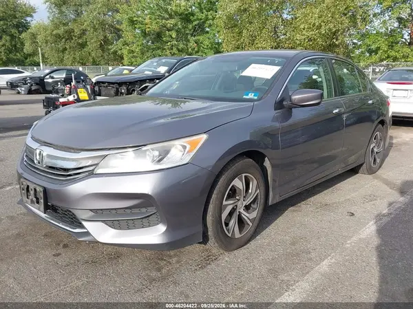 1HGCR2F32GA235747 — 2016 Honda Accord, фото 2 с аукциона IAAI, Задняя часть справа