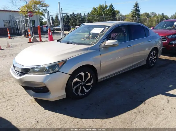 2016 HONDA ACCORD VIN 1HGCR3F87GA031186 фото 2