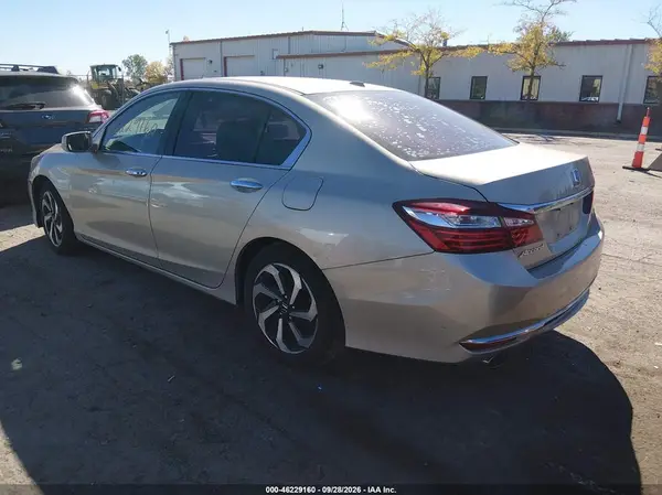 2016 HONDA ACCORD VIN 1HGCR3F87GA031186 фото 3
