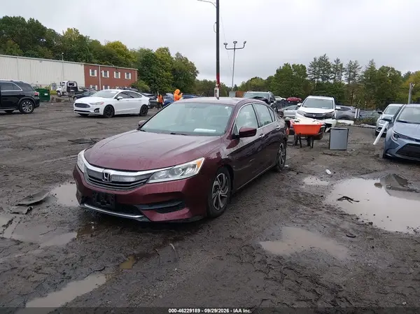 1HGCR2F35GA104036 — 2016 Honda Accord, фото 2 с аукциона IAAI, Задняя часть