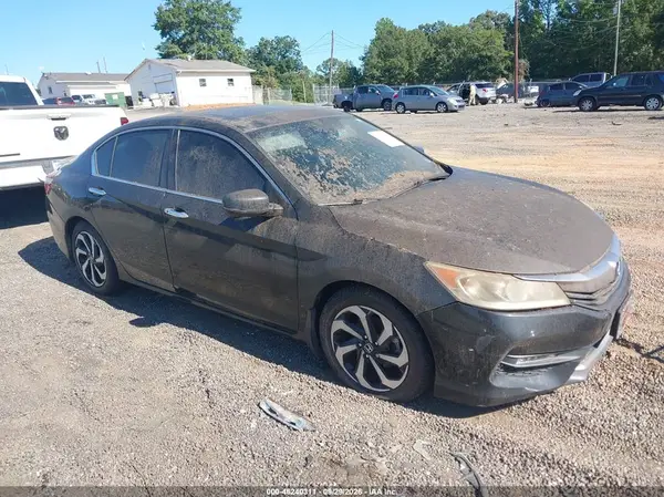 1HGCR3F87GA007308 — 2016 Honda Accord, Естественный износ (Normal Wear & Tear), фото до ремонта
