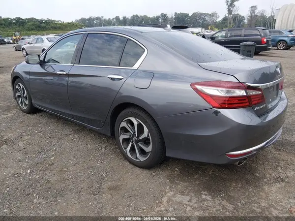 1HGCR3F84HA023760 — 2017 Honda Accord, фото 3 с аукциона IAAI 14.10.2026, Передняя часть справа