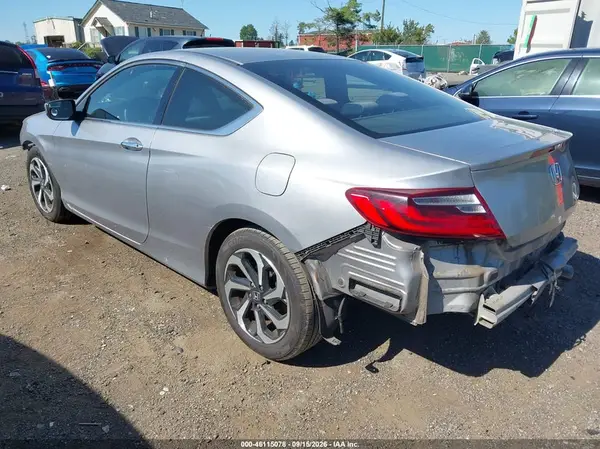 1HGCT1B31HA008973 — 2017 Honda Accord, фото 3 с аукциона IAAI 12.10.2026, Передняя часть