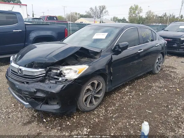 1HGCR2F82HA190516 — 2017 Honda Accord, фото 2 с аукциона IAAI 14.10.2026, Передняя часть