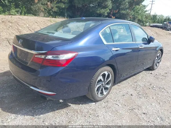 1HGCR2F80HA071251 — 2017 Honda Accord, фото 4 с аукциона IAAI 14.10.2026, Левый бок
