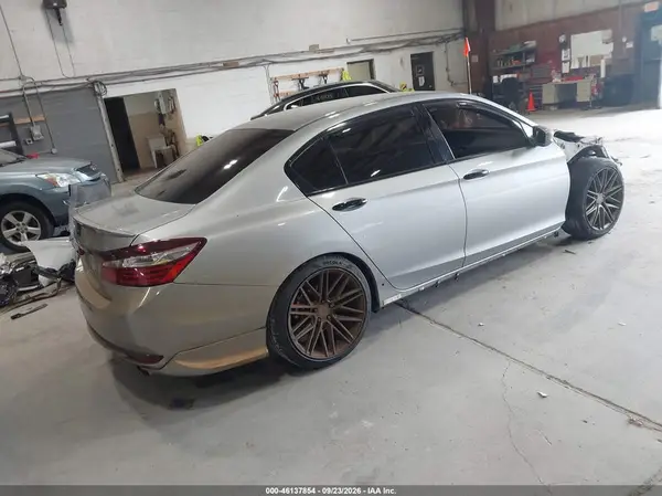 2017 HONDA ACCORD VIN 1HGCR2F15HA147856 фото 4