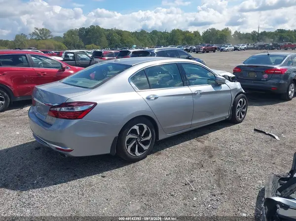 1HGCR3F86HA018317 — 2017 Honda Accord, фото 4 с аукциона IAAI 13.10.2026, Передняя часть