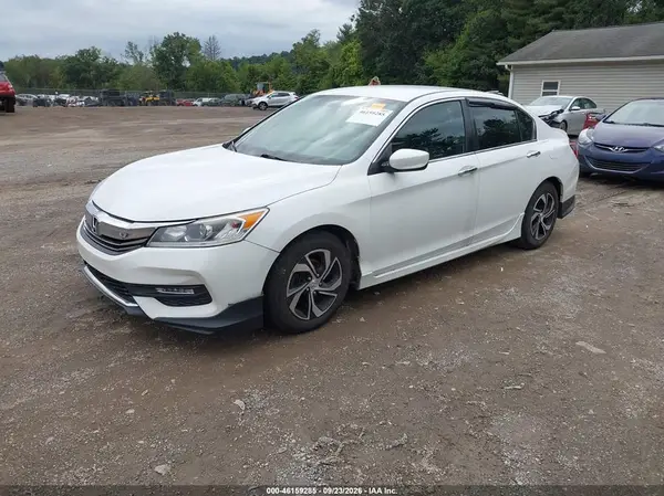 1HGCR2F17HA062839 — 2017 Honda Accord, фото 2 с аукциона IAAI, Подтопление
